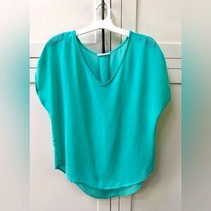 LUSH Turquoise Dolman Short Sleeve VNeck Blouse Top Medium